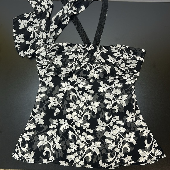 White House Black Market 100% Silk Floral Print Halter Top Beaded Detail 12 - Picture 12 of 13